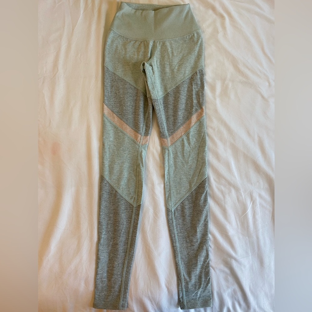 ALO YOGA Sheila Alosoft Color Block Leggings